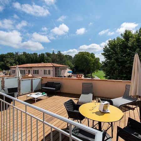Hotel Golf & Spa Chateau De La Begude The Originals Collection Valbonne Bagian luar foto