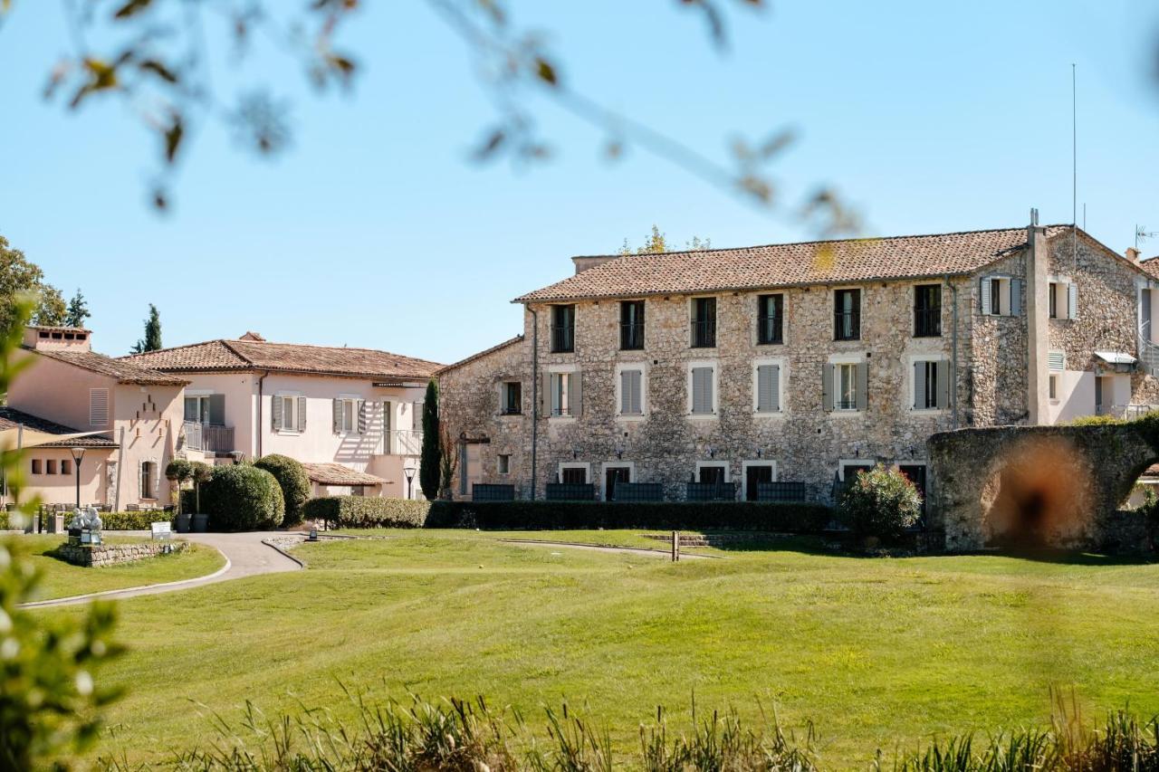 Hotel Golf & Spa Chateau De La Begude The Originals Collection Valbonne Bagian luar foto