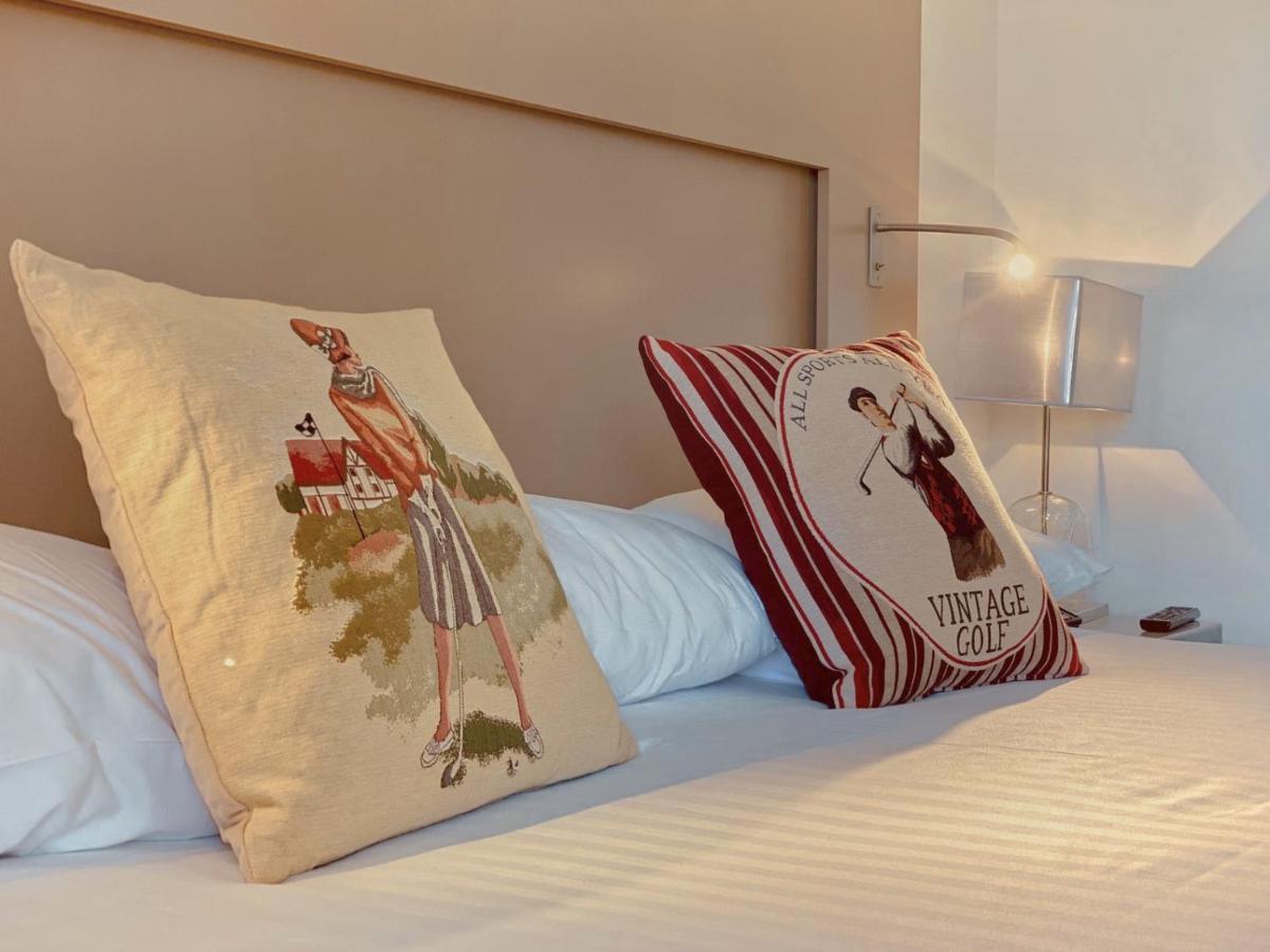 Hotel Golf & Spa Chateau De La Begude The Originals Collection Valbonne Bagian luar foto