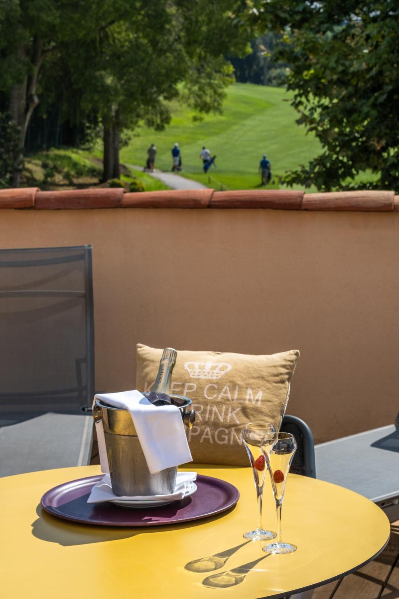 Hotel Golf & Spa Chateau De La Begude The Originals Collection Valbonne Bagian luar foto